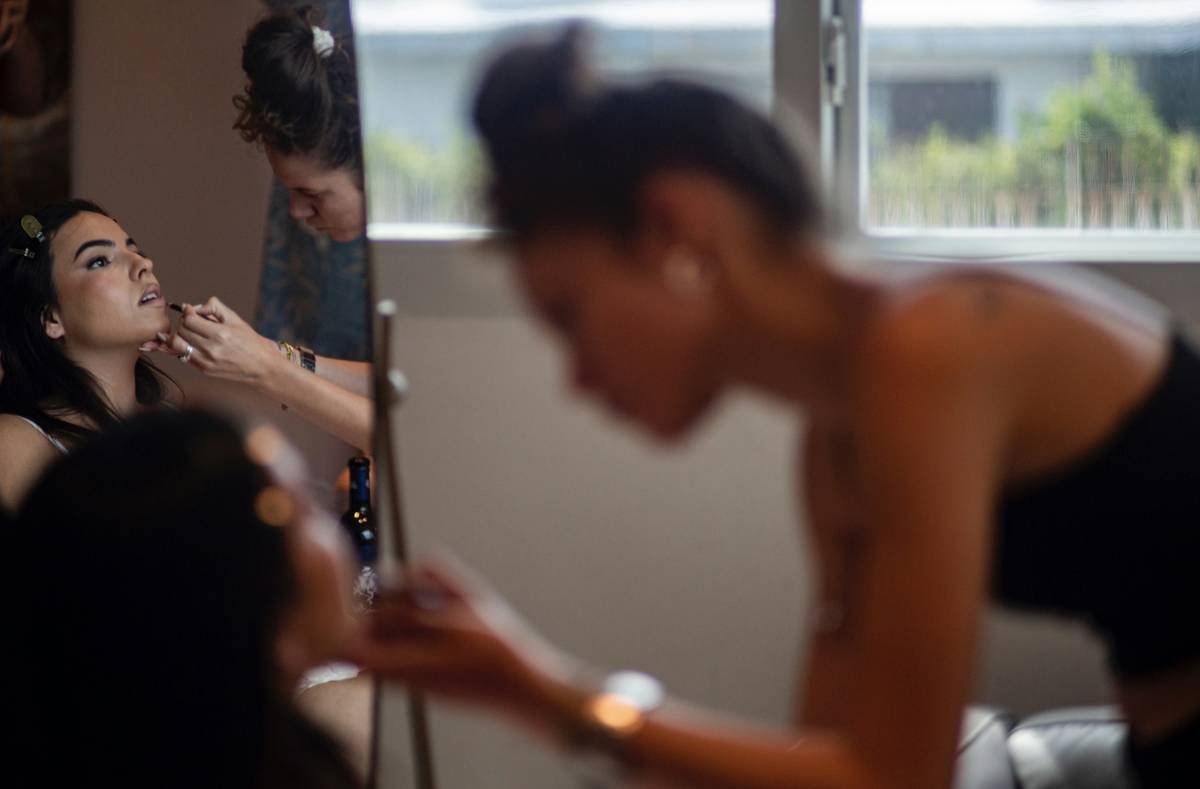 Makeup for Black Tie Events: Your Foolproof Guide to Flawless, Camera-Ready Glamour